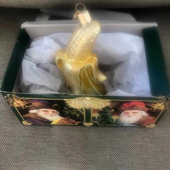 Banana Ornament - Picture 4 of 4